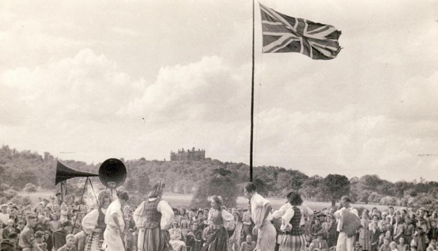 Izstāde “Latviešu dziesmu svētki pasaulē” Latvijas Nacionālajā arhīvā