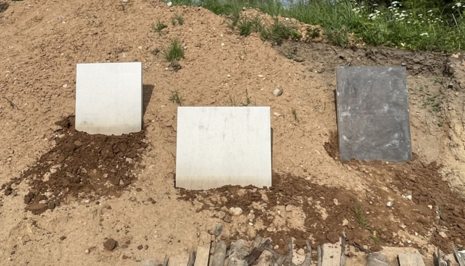 Ilustrācija atvērtajai sarunai “BŪVĒT, GLEZNOT, DOMĀT?” Andra Eglīša personālizstādē LNMM 08.09.2024. Foto: Andris Eglītis