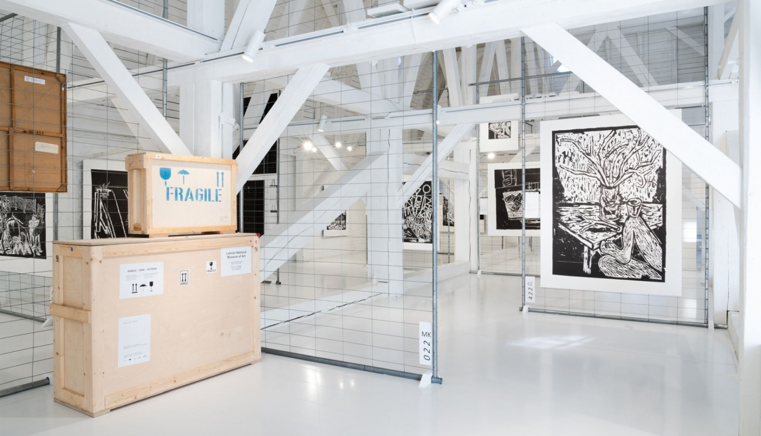 Hanele Zane Putniņa. Skats no personālizstādes “Eksponāts pēc apraksta” Latvijas Nacionālā mākslas muzeja Kupola zālē (25.05.–13.08.2023.). Foto: Līga Spunde