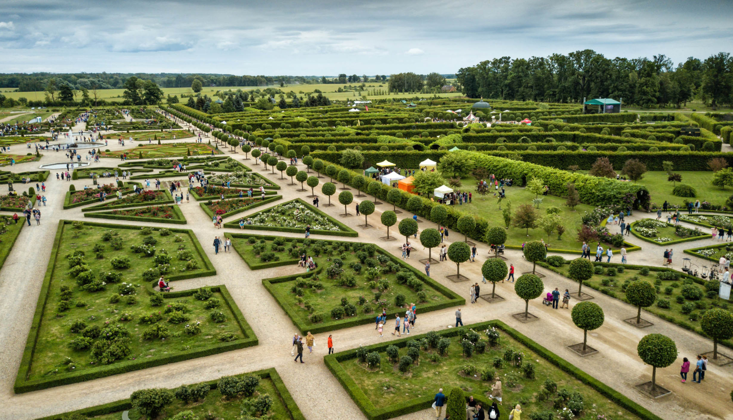 Rundāles pils dārzs