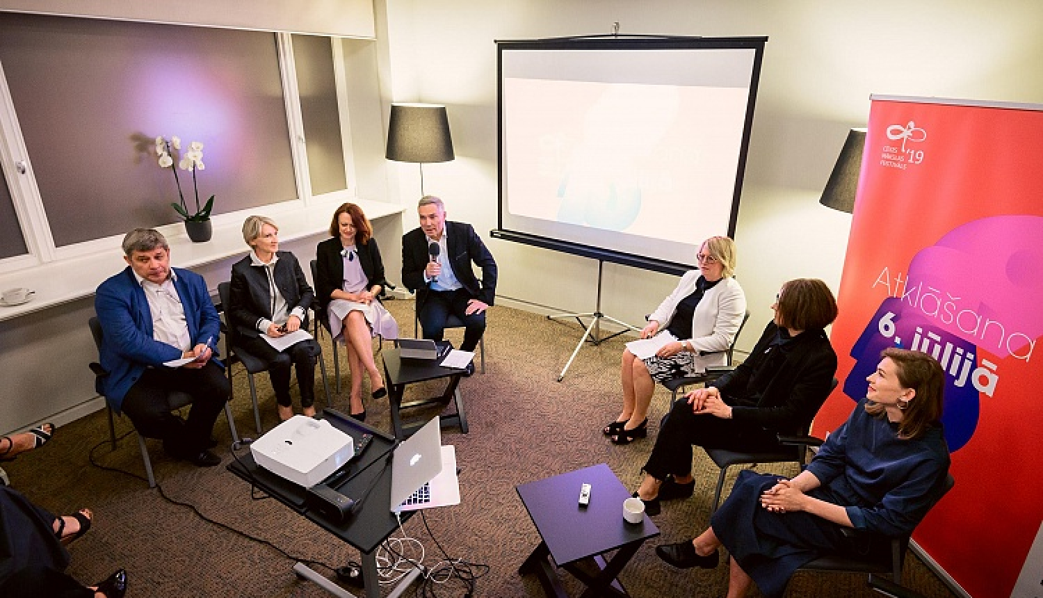 Cēsu Mākslas festivāls pārsteigs ar vērienīgu vizuālās mākslas programmu, koncertiem, “Vestsaidas stāsta” brīvdabas uzvedumu, kino un teātri