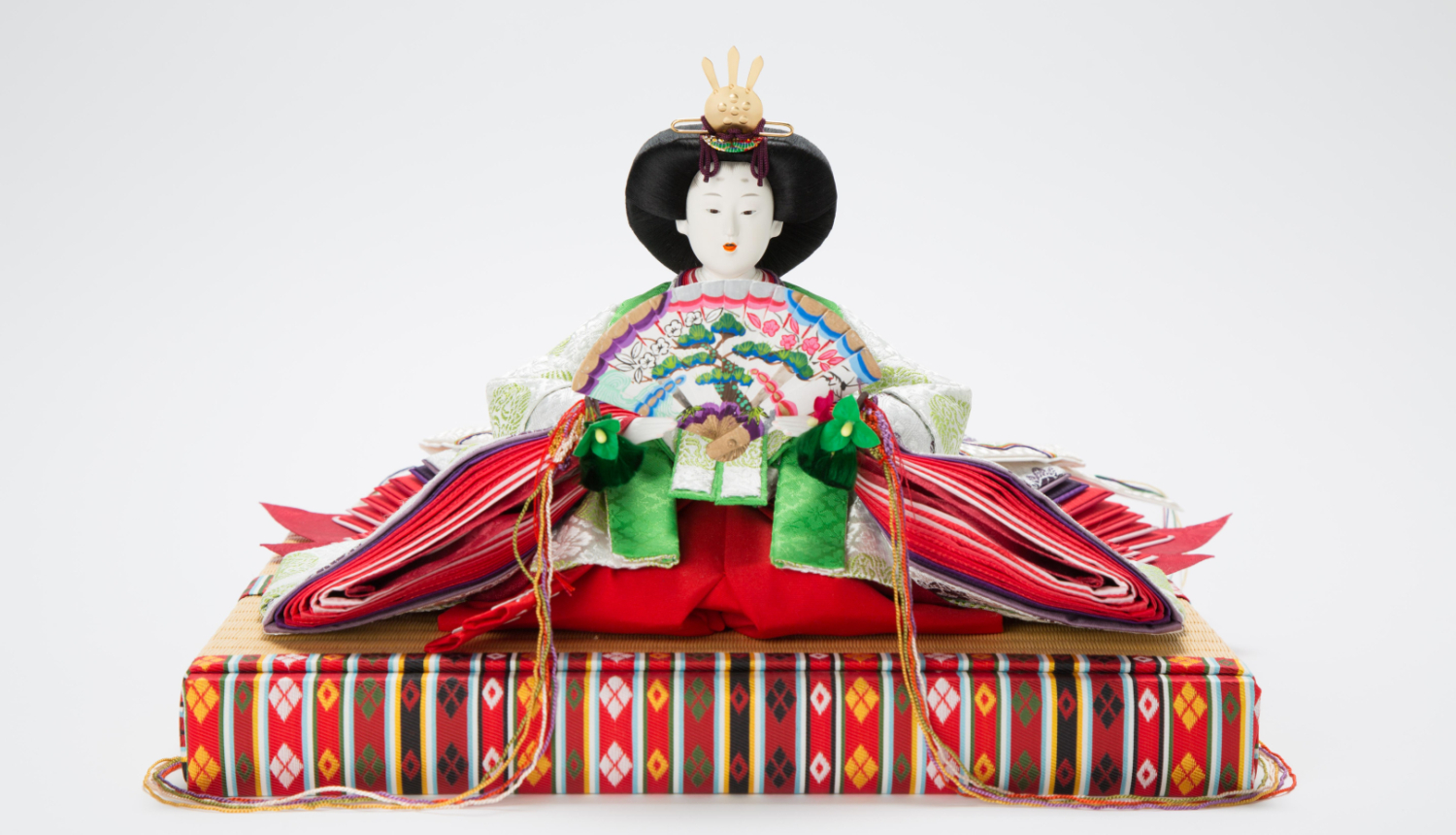 Močizuki Reikō (Mochizuki Reikō). Imperatore no Dairi-bina (imperatora pāris). 2020. Japānas fonds. Publicitātes foto