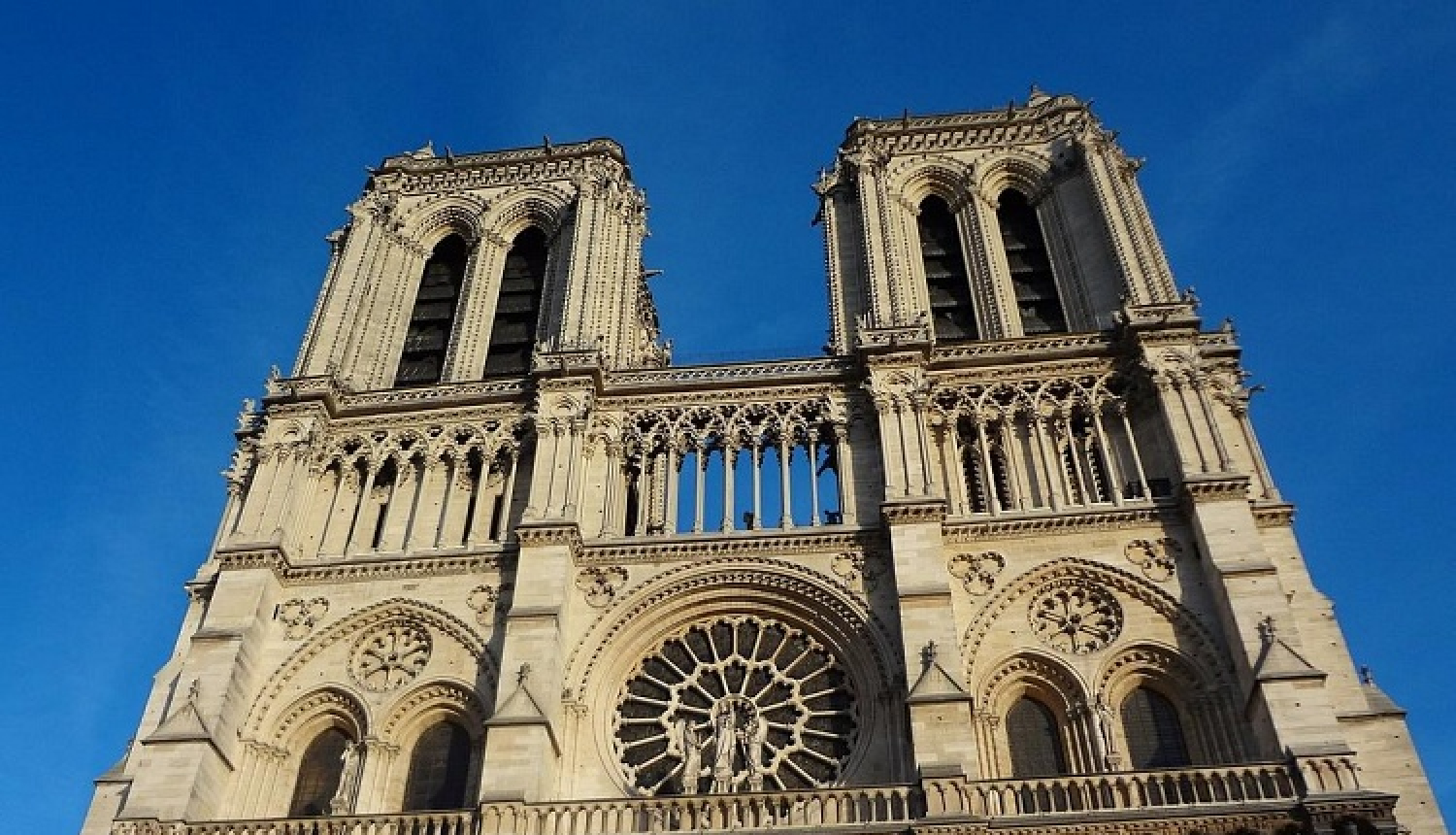 Francijas Republikas Kultūras ministra vēstule kultūras ministrei Dacei Melbārdei