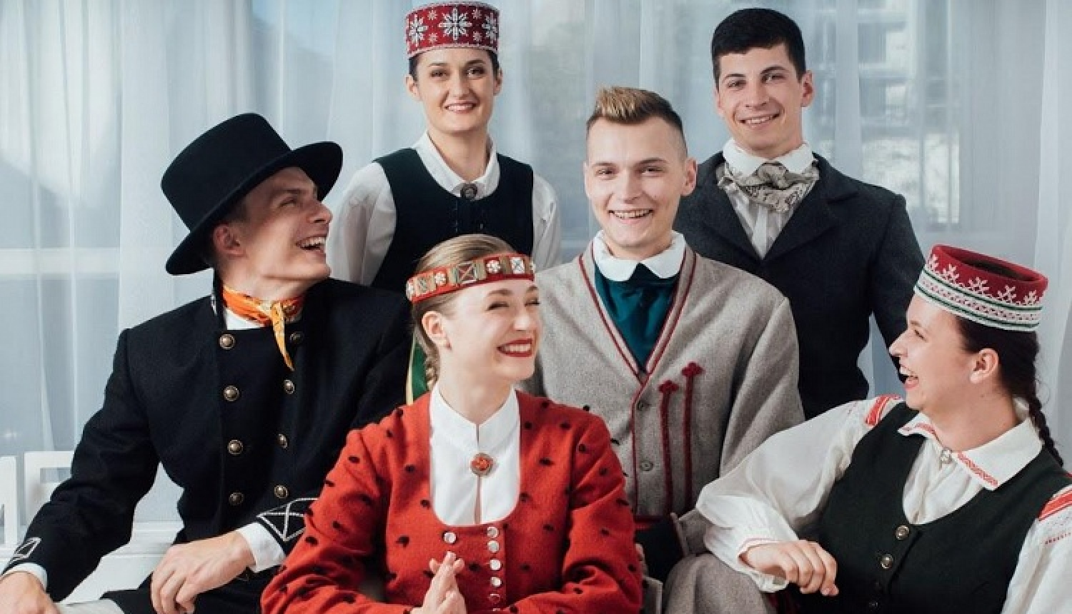 Latvijas reģionos un Rīgā izraudzīti desmit Dziesmu un deju svētku vēstneši