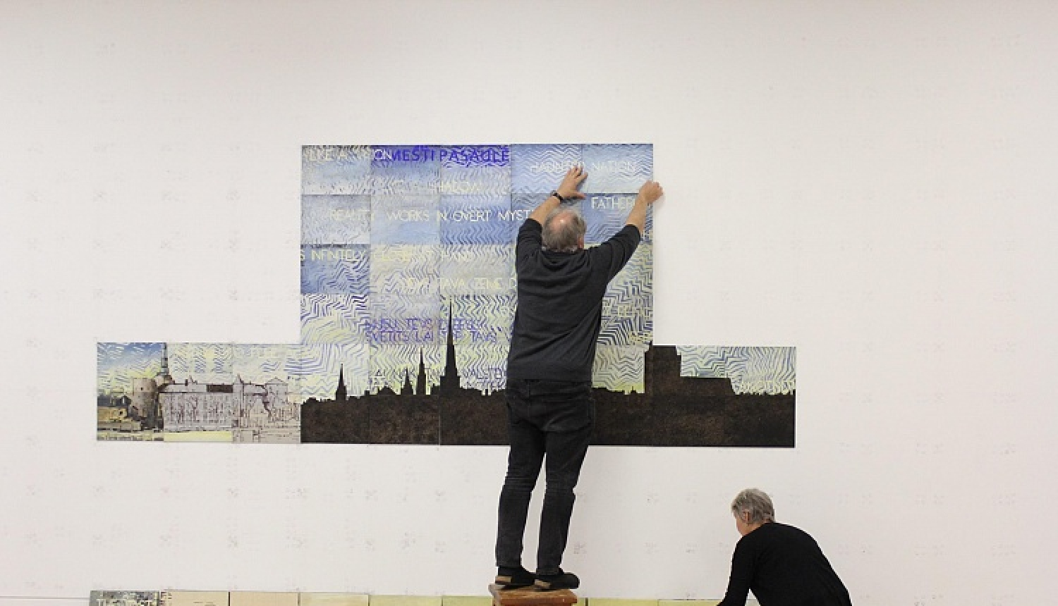 Kinoteātros sāk demonstrēt Antras Cilinskas filmu par mākslinieku Imantu Tilleru