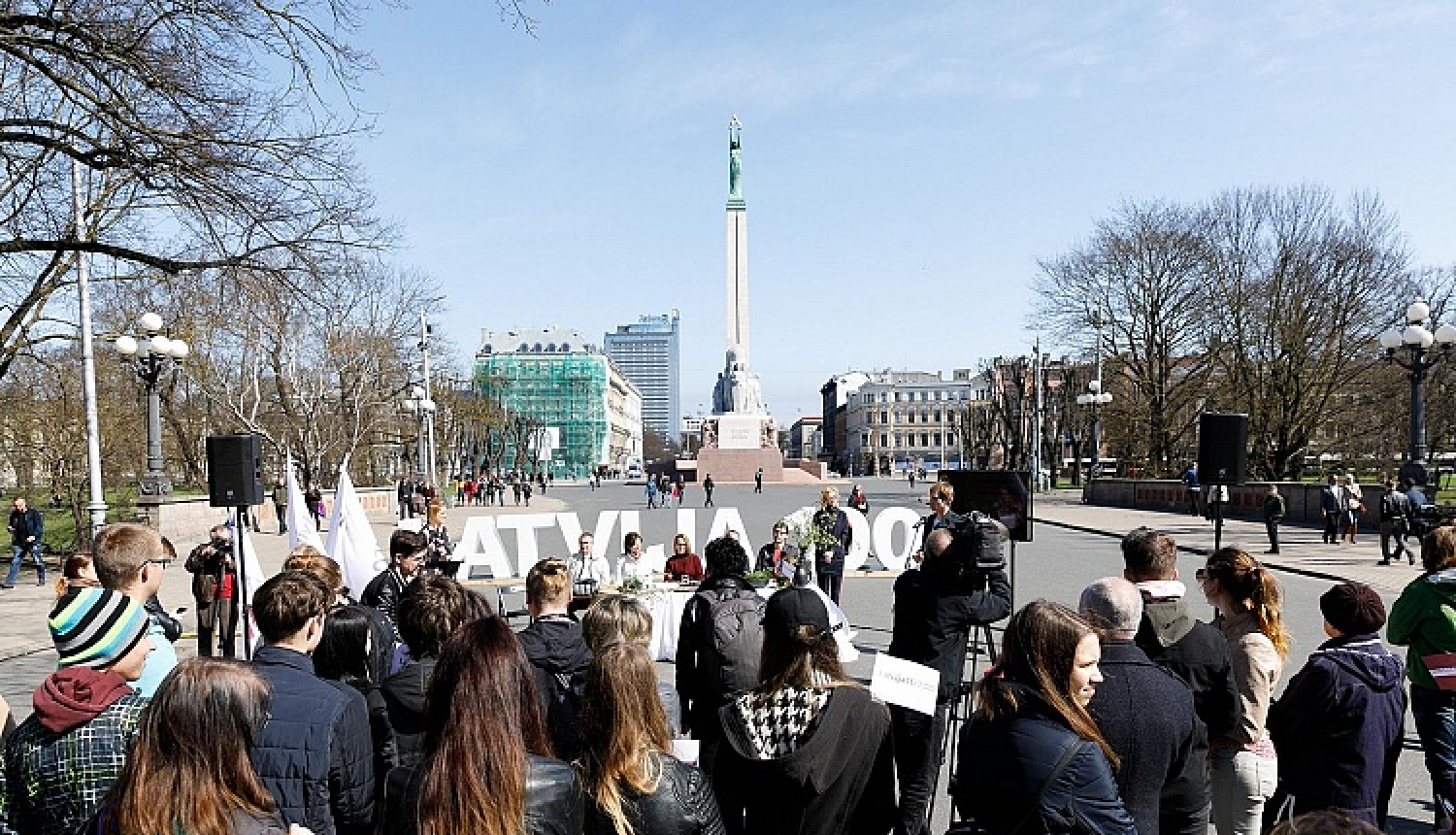 Ar spilgtām personībām un daudzveidīgu programmu piesaka Brīvības mēnesi