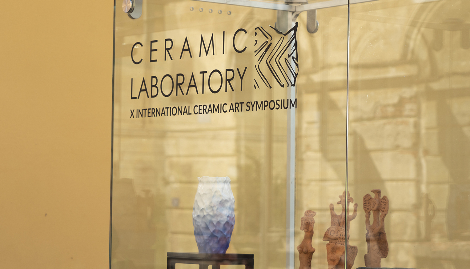 Izstāde stikla galerijā “4METRI”