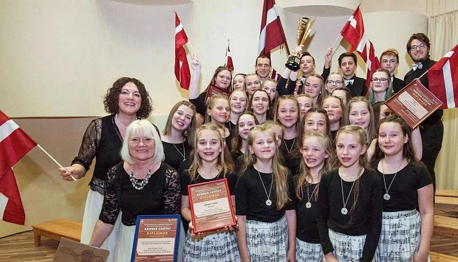 Ventspils Mūzikas vidusskolas koris "Nošu planētas" gūst panākumus Lietuvā