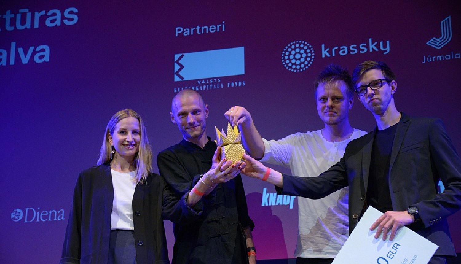 Latvijas Arhitektūras Lielo gada balvu 2017 saņem Šaoliņas lidojošo mūku teātris