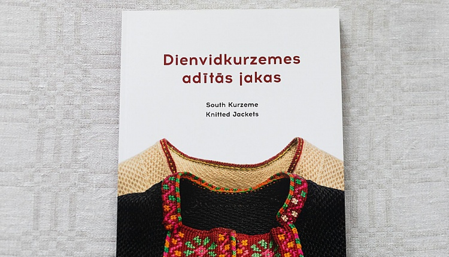 Latvijas Nacionālais kultūras centrs izdod grāmatu “Dienvidkurzemes adītās jakas”
