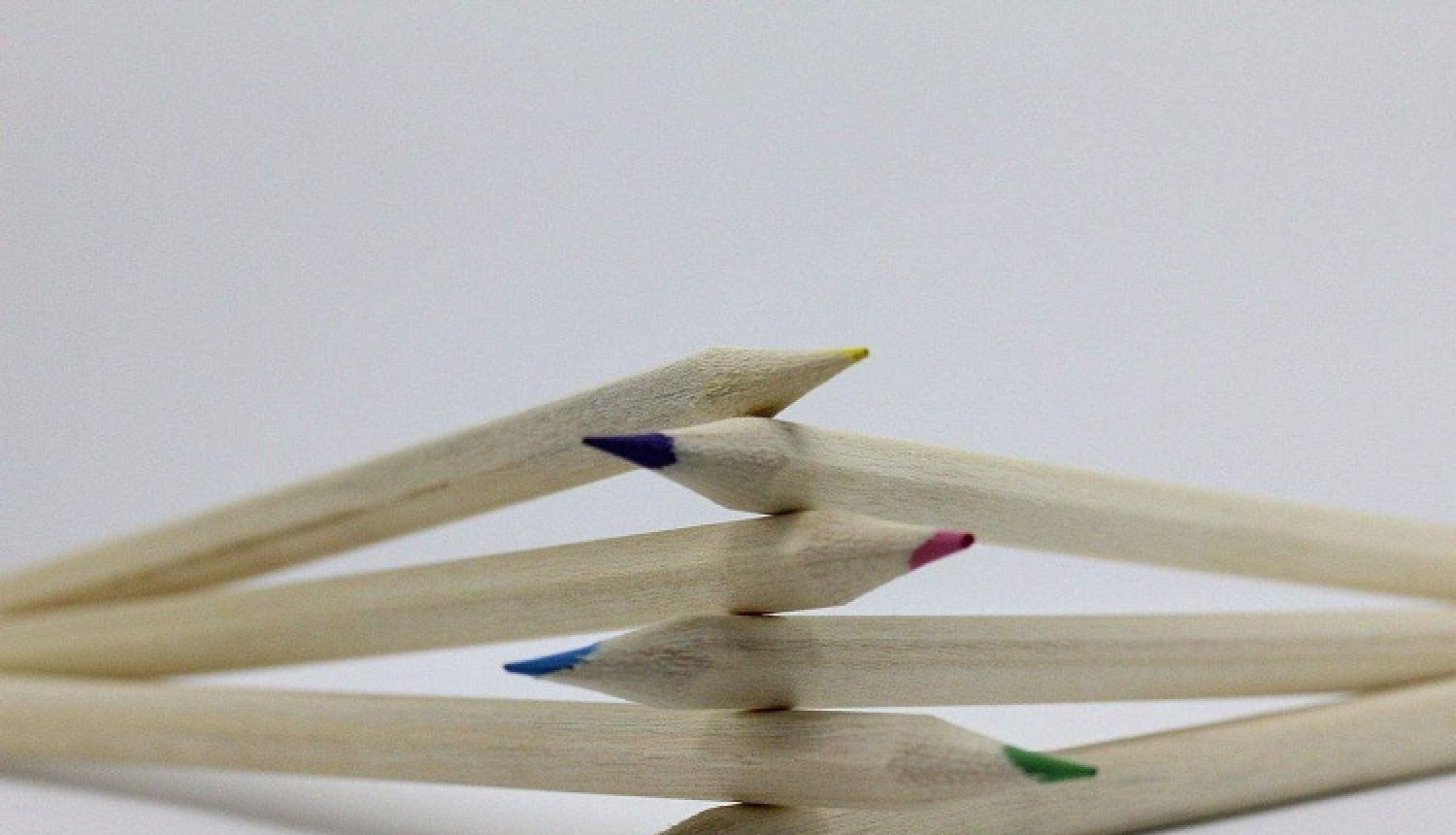 Paplašināts profesionālo kultūrizglītības iestāžu maksas pakalpojumu loks, kam piemēro atlaides