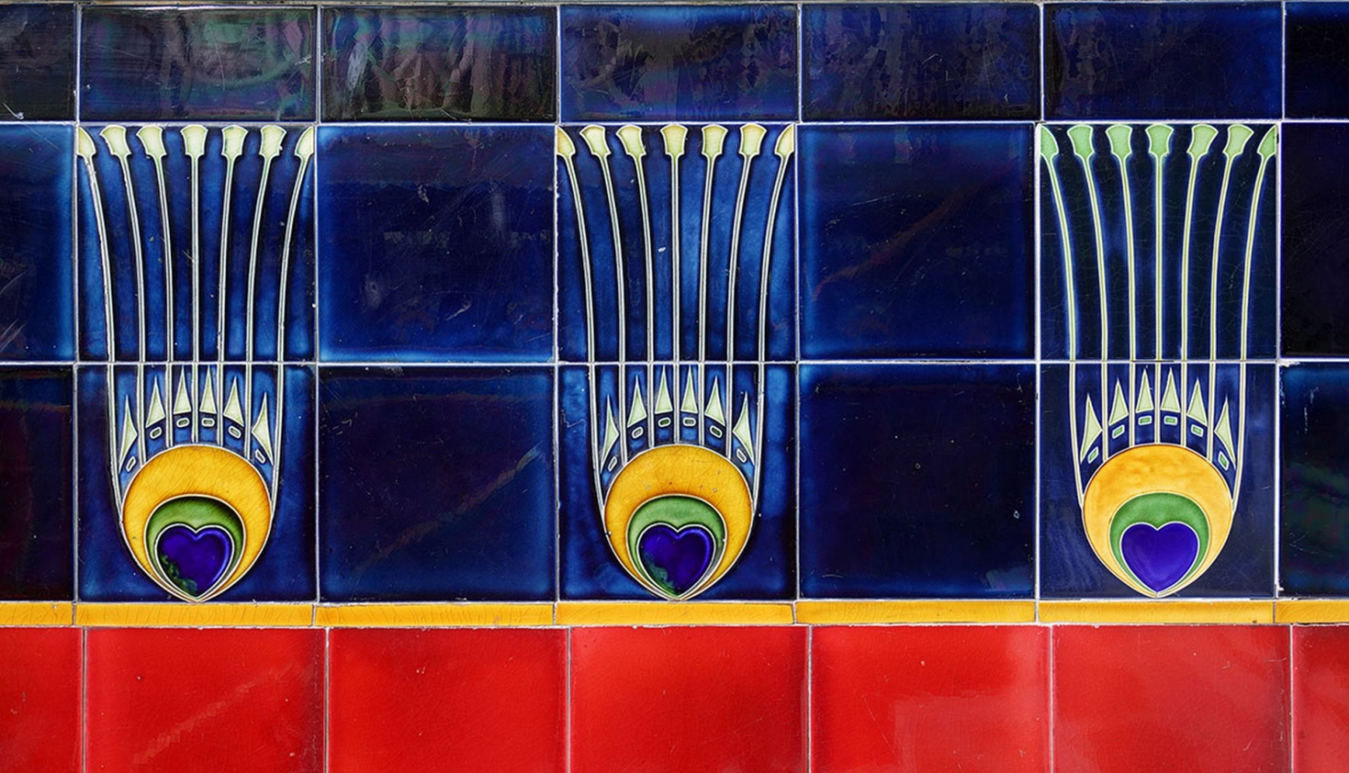 Sienu flīzes košā krāsā