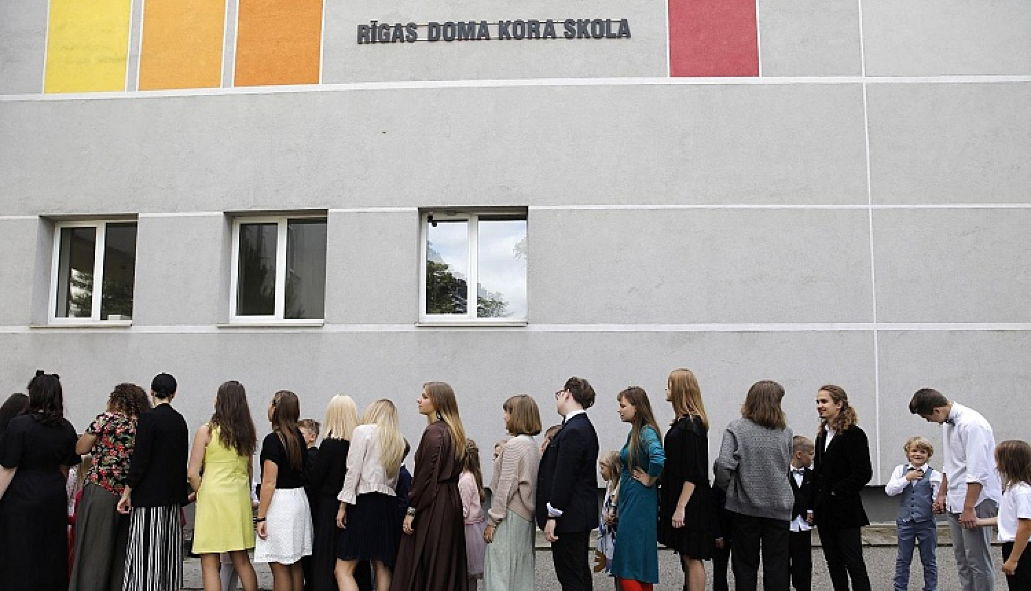 Rīgas Doma kora skolas jaunie mūziķi no virtuāliem priekšnesumiem atgriežas koncertdzīvē