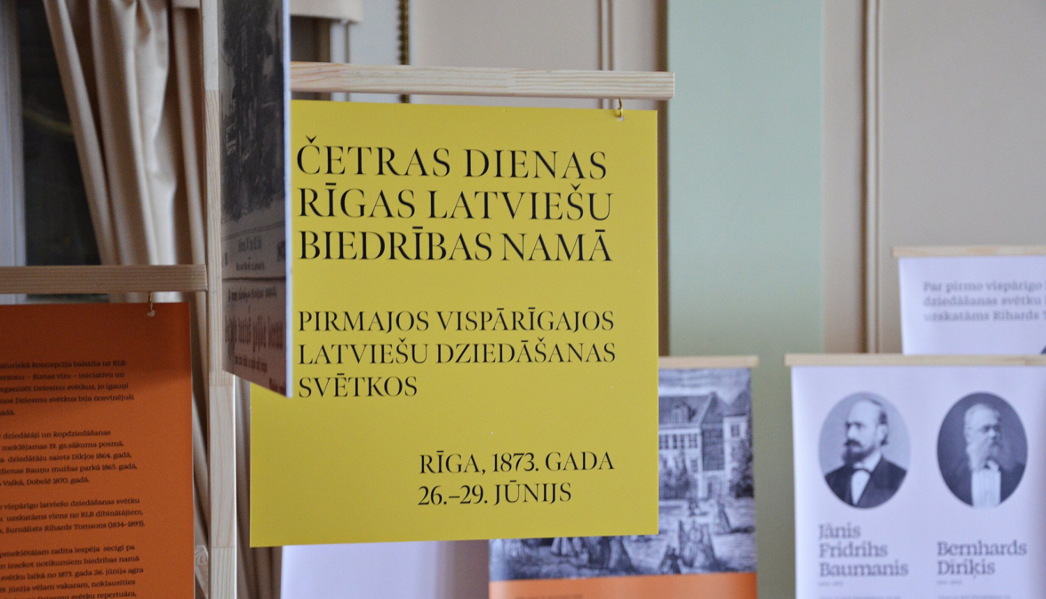 Foto no izstādes materiāliem