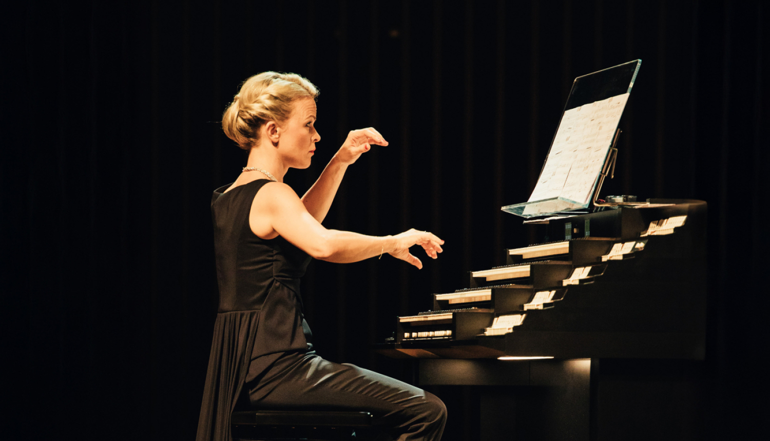 Ērģelniece Iveta Apkalna