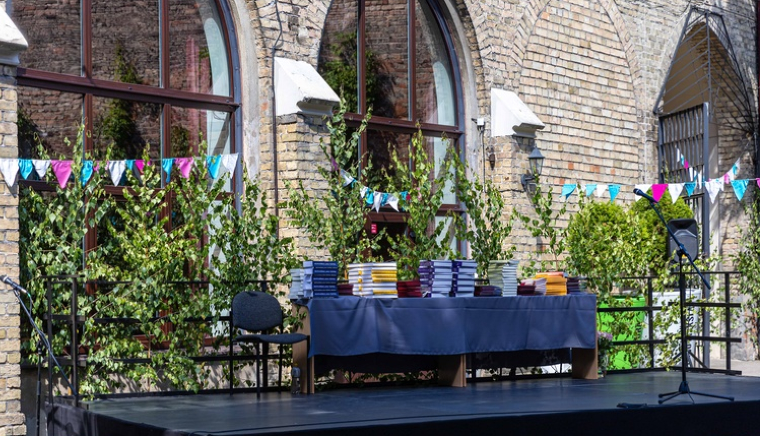 Latvijas Kultūras akadēmijas izlaiduma publicitātes foto