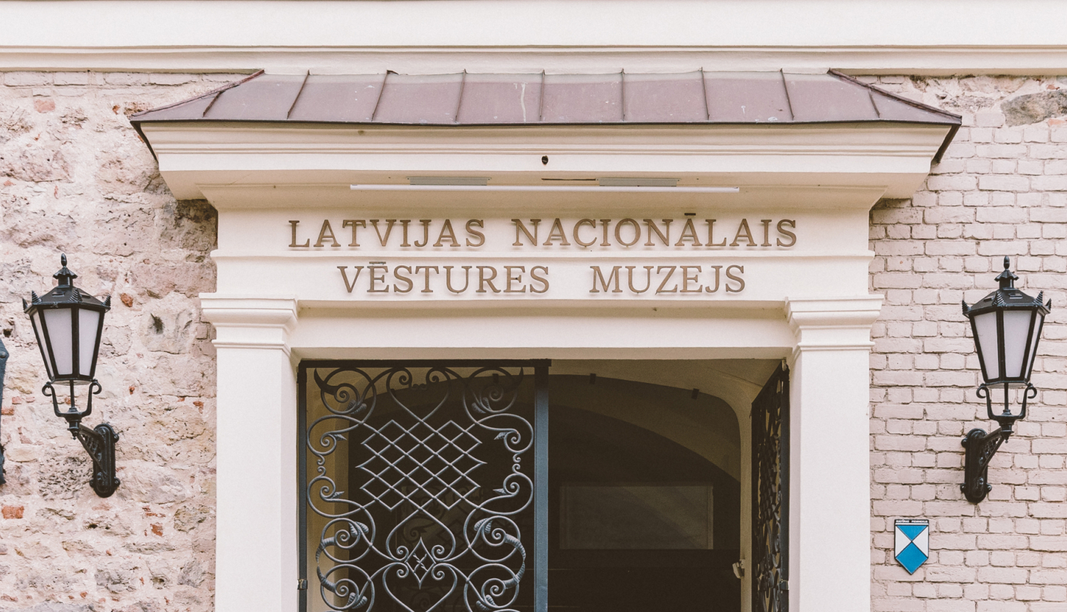 LNVM Rīgas pils ieejas vārti