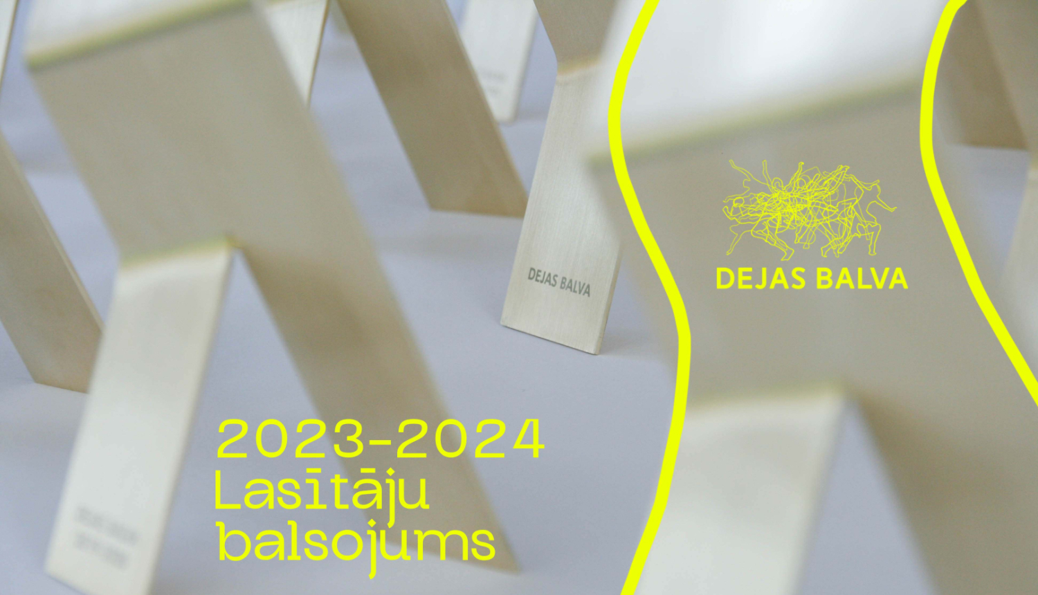 Teksts uz attēla ar balvas statuetēm: Dejas balva, 2023-2024 Lasītāju balsojums