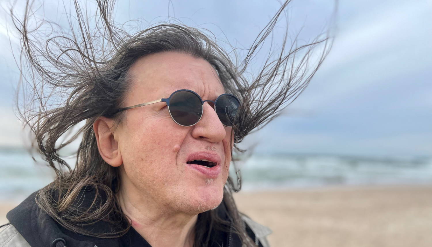 Juris Kulakovs pie jūras, foto: Uldis Cekulis