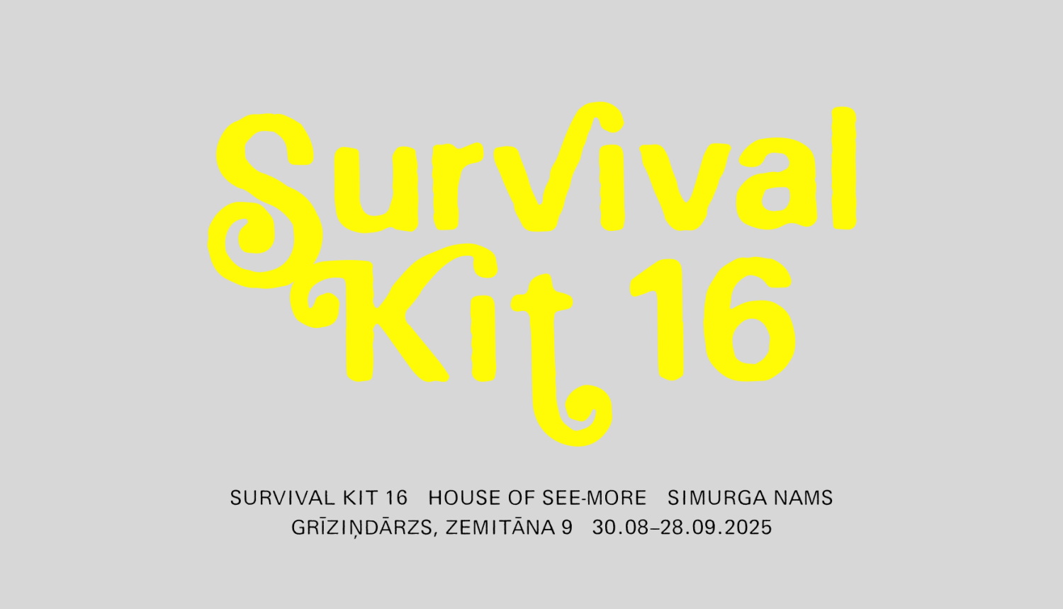 Survival Kit 16 vizuālā identitāte ar tekstu dzeltenā krāsā uz gaiši pelēka fona "Survival Kit 16"