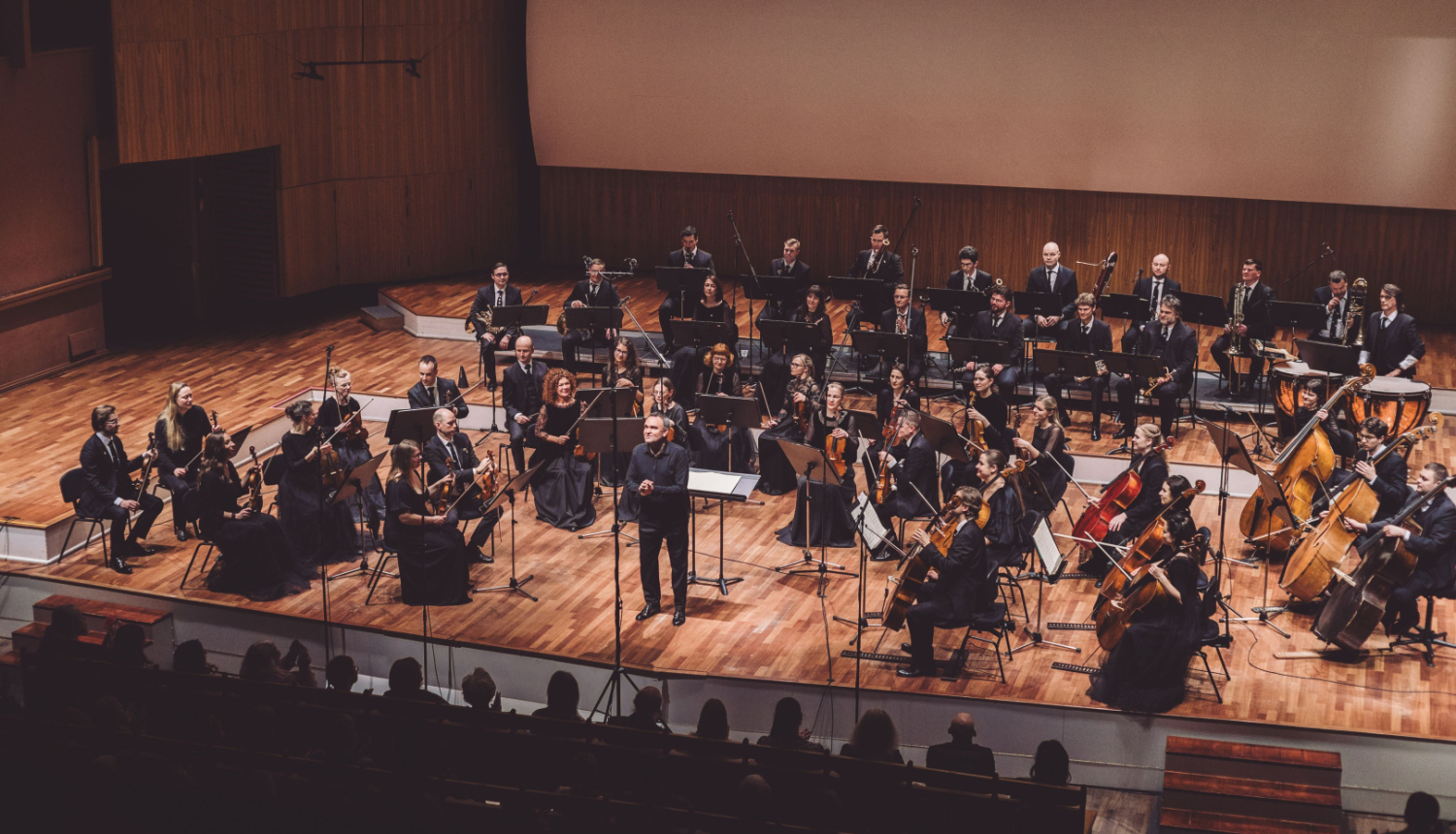 Kamerorķestris “Sinfonietta Rīga” un diriģents, klarnetists Jērgs Vidmanis (Jörg Widmann)