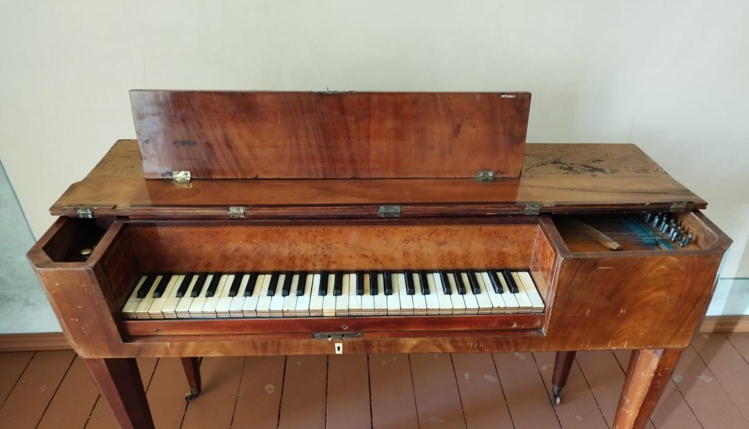 Ellijas Forseles-Rozentāles tāfelklavieres Jaņa Rozentāla un Rūdolfa Blaumaņa muzejā