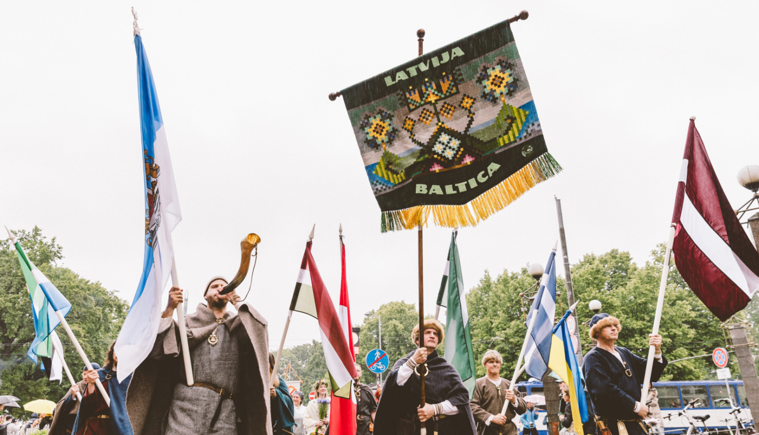 Starptautiskā folkloras festivāla “Baltica” dalībnieku gājiens, foto: Oskars Artūrs Upenieks