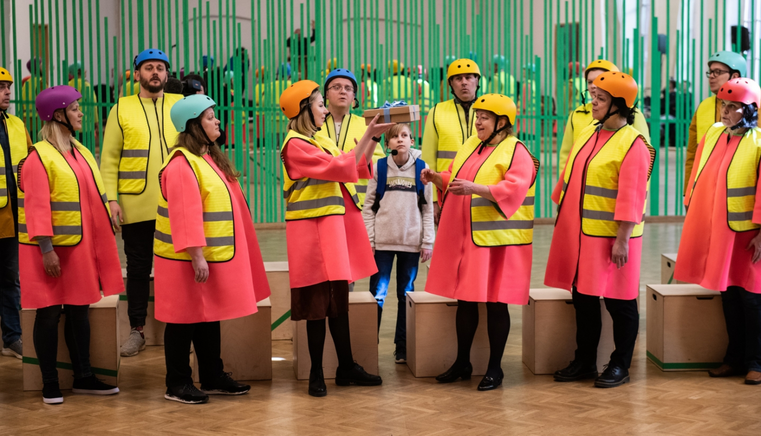 kameroperas vizuālais materiāls