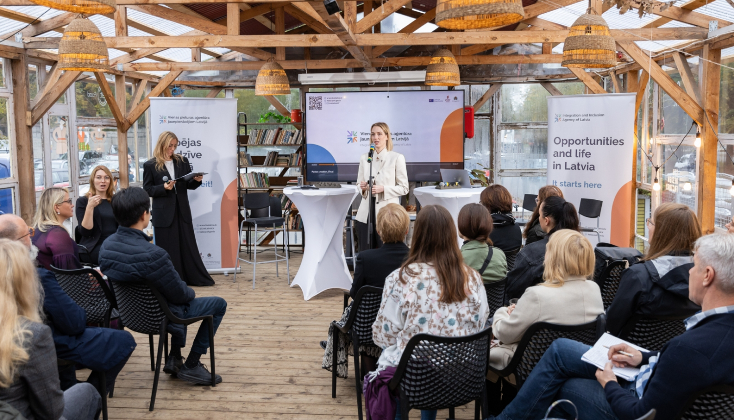 Kultūras ministre Agnese Lāce piedalās Sabiedrības integrācijas fonda Vienas pieturas aģentūras pasākumā "Jaunpienācēju izaicinājumi, iespējas un pienesums Latvijai", foto: Oskars Artūrs Upenieks