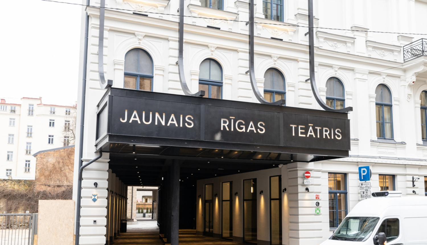 Jaunā Rīgas teātra fasāde