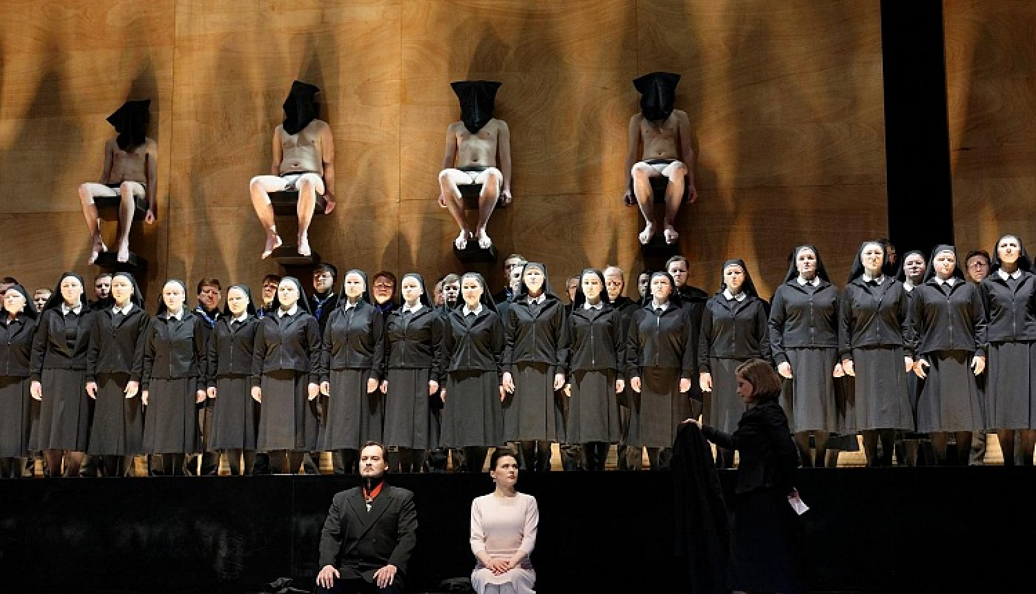 Latvija un Lietuva skatītājiem simtgadē dāvina abu valstu opernamu apmaiņas viesizrādes