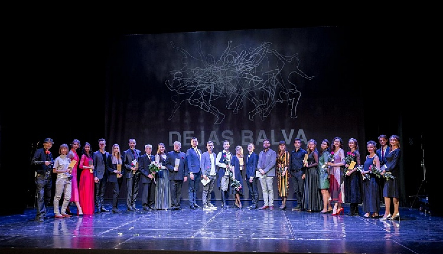 Apbalvoti pirmās Dejas balvas laureāti