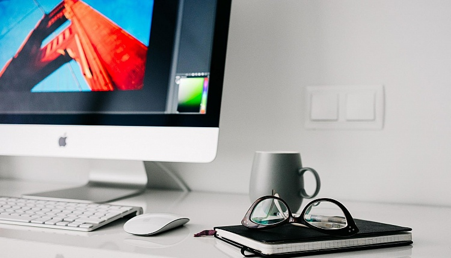 Vērojams progress nelegālo televīzijas pakalpojumu novēršanā