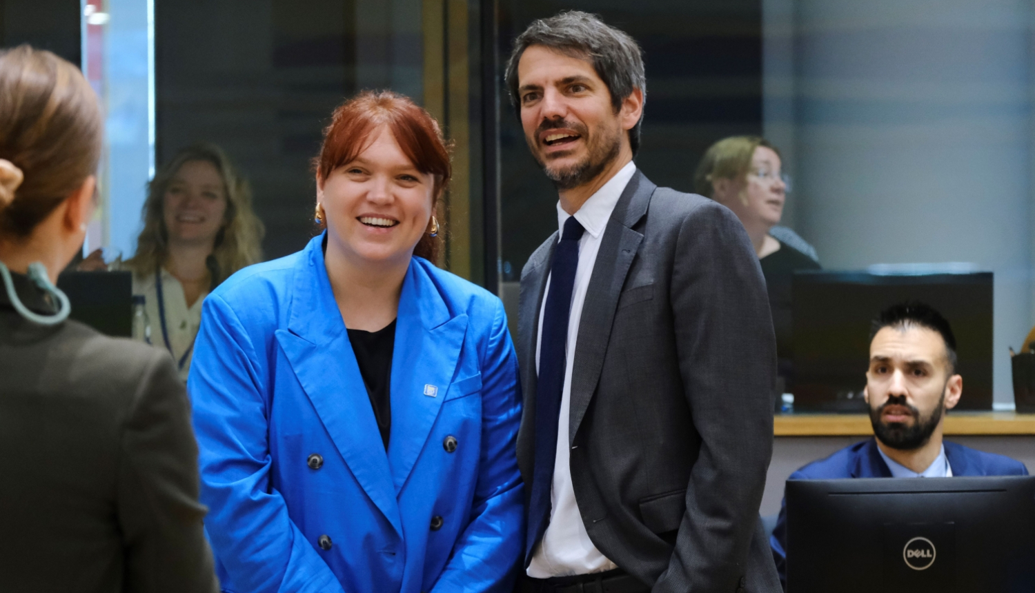 ES Padomes publicitātes foto: Kultūras ministre Agnese Logina un Spānijas kultūras ministrs Ernests Urtasuns (Ernest Urtasun)