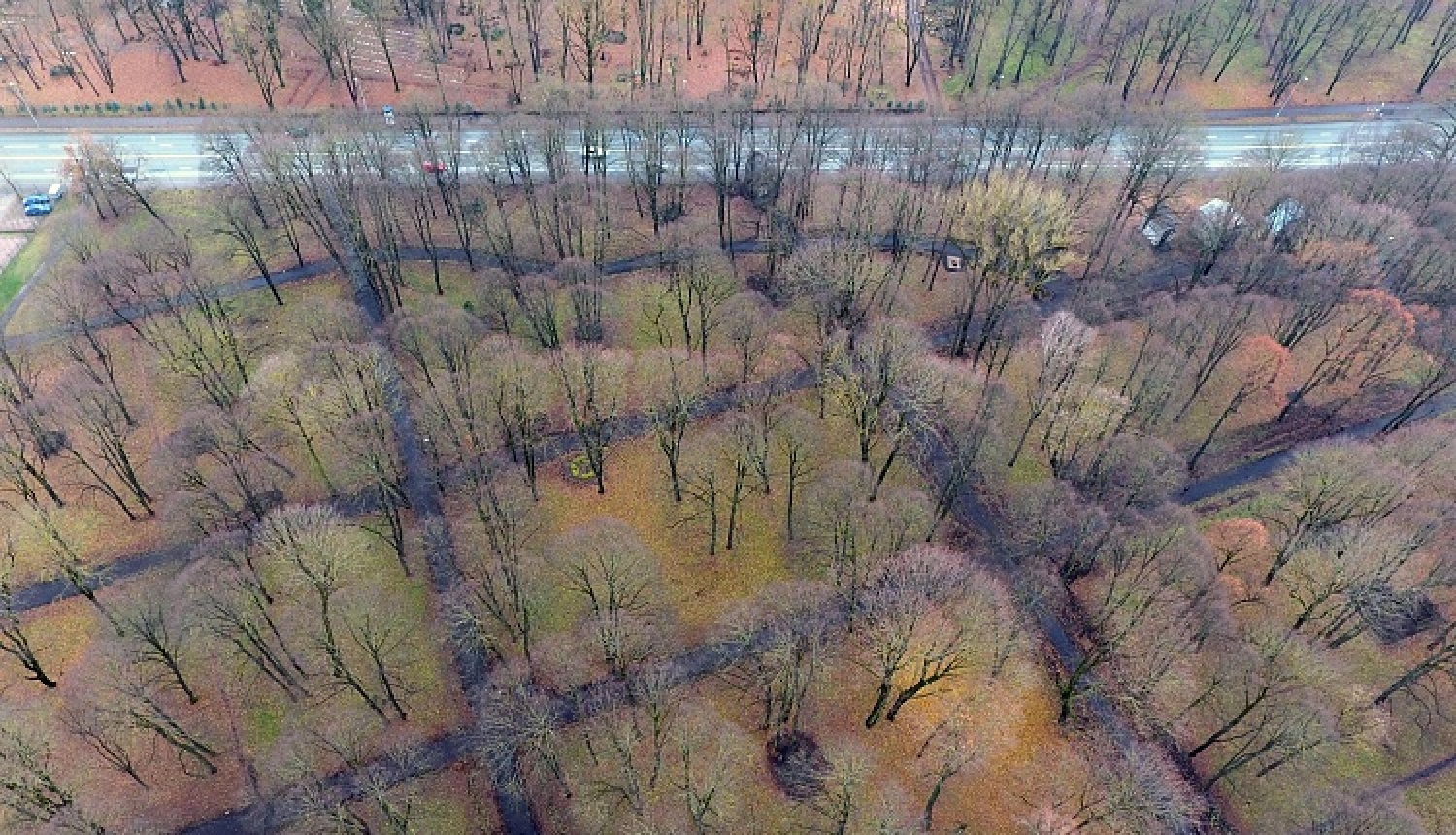 KM aicina Finanšu ministriju izvērtēt VKPAI lūgumu izpirkt „Lielos kapus”