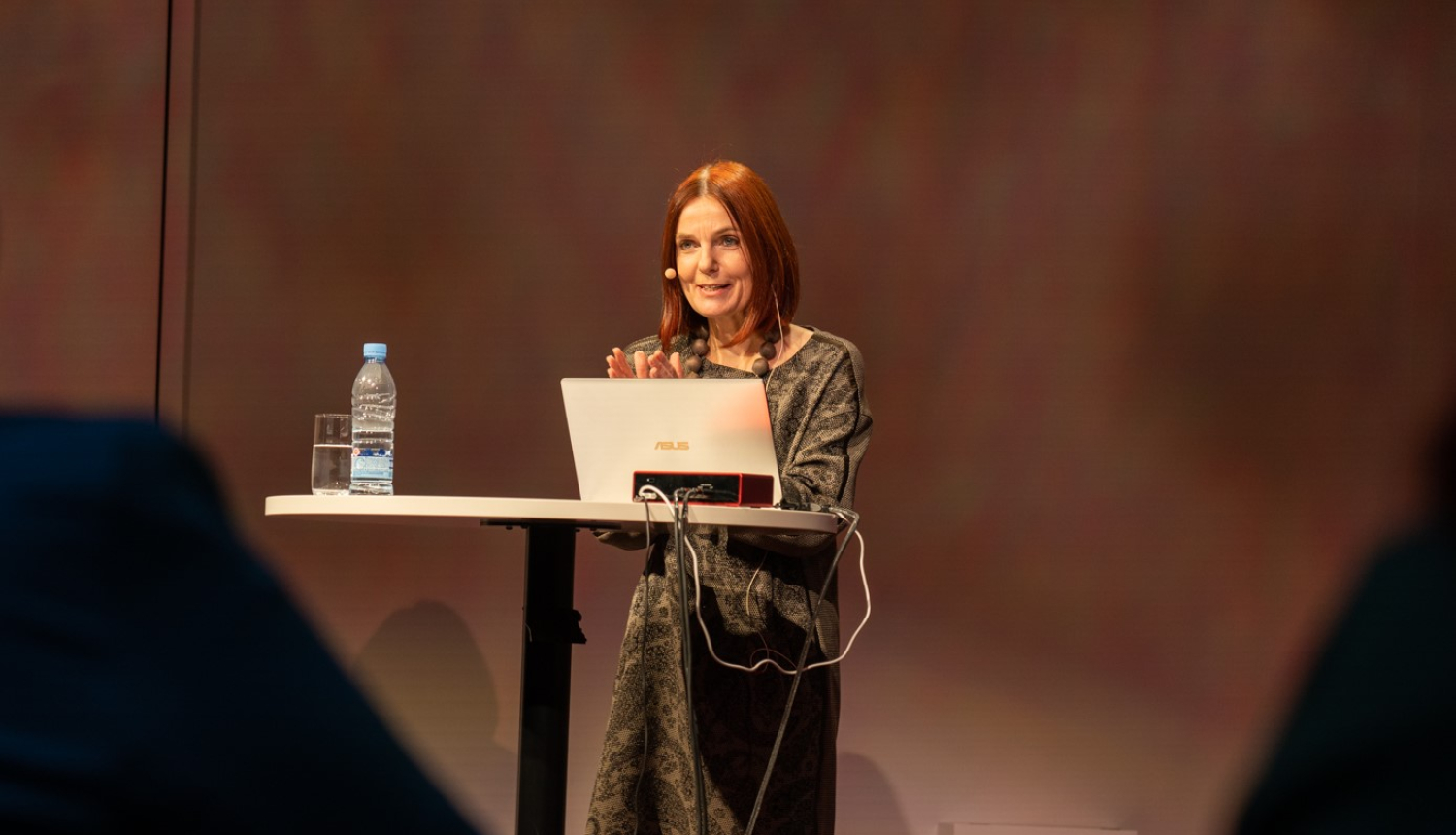 Jāzepa Vītola Latvijas Mūzikas akadēmijas Muzikoloģijas katedras lektore un “Sinfonietta Rīga” mākslinieciskā producente Baiba Kurpniece