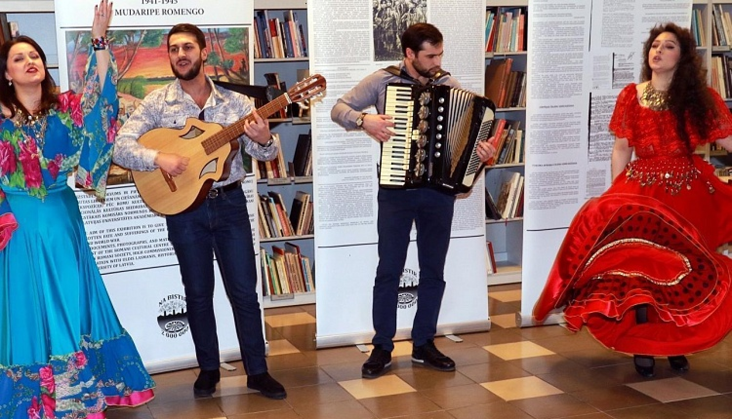 Turpinot iesākto romu integrācijas jomā, KM īstenos projektu „Latvijas romu platforma II: dialogs, līdzdalība un savstarpēja mācīšanās”