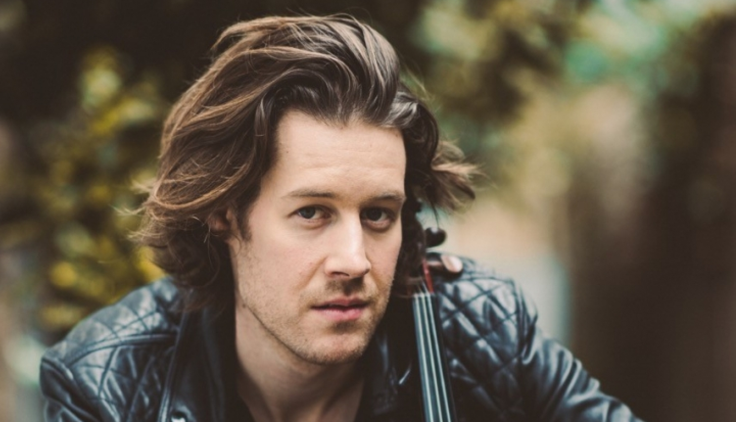 Britu vijolnieks Tomass Gūlds