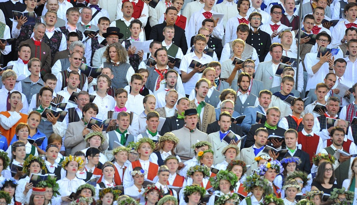 Ieskaņas koncertos visā Latvijā izskanēs gaidāmo Dziesmu un deju svētku Noslēguma koncerta programma