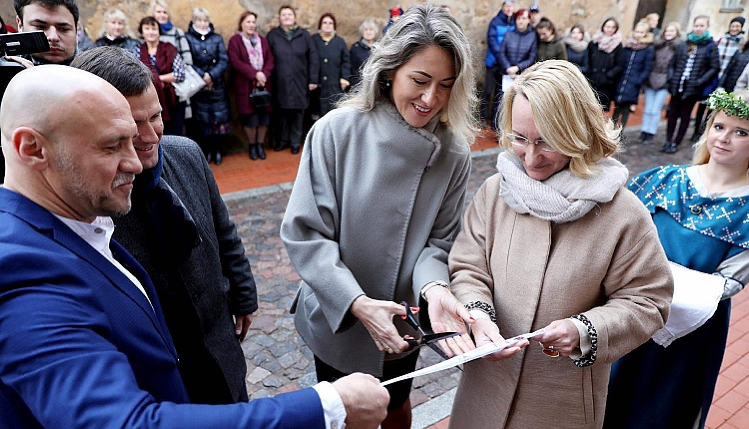 Alfrēda Kalniņa Cēsu Mūzikas vidusskola svin atjaunotās skolas atvēršanas svētkus