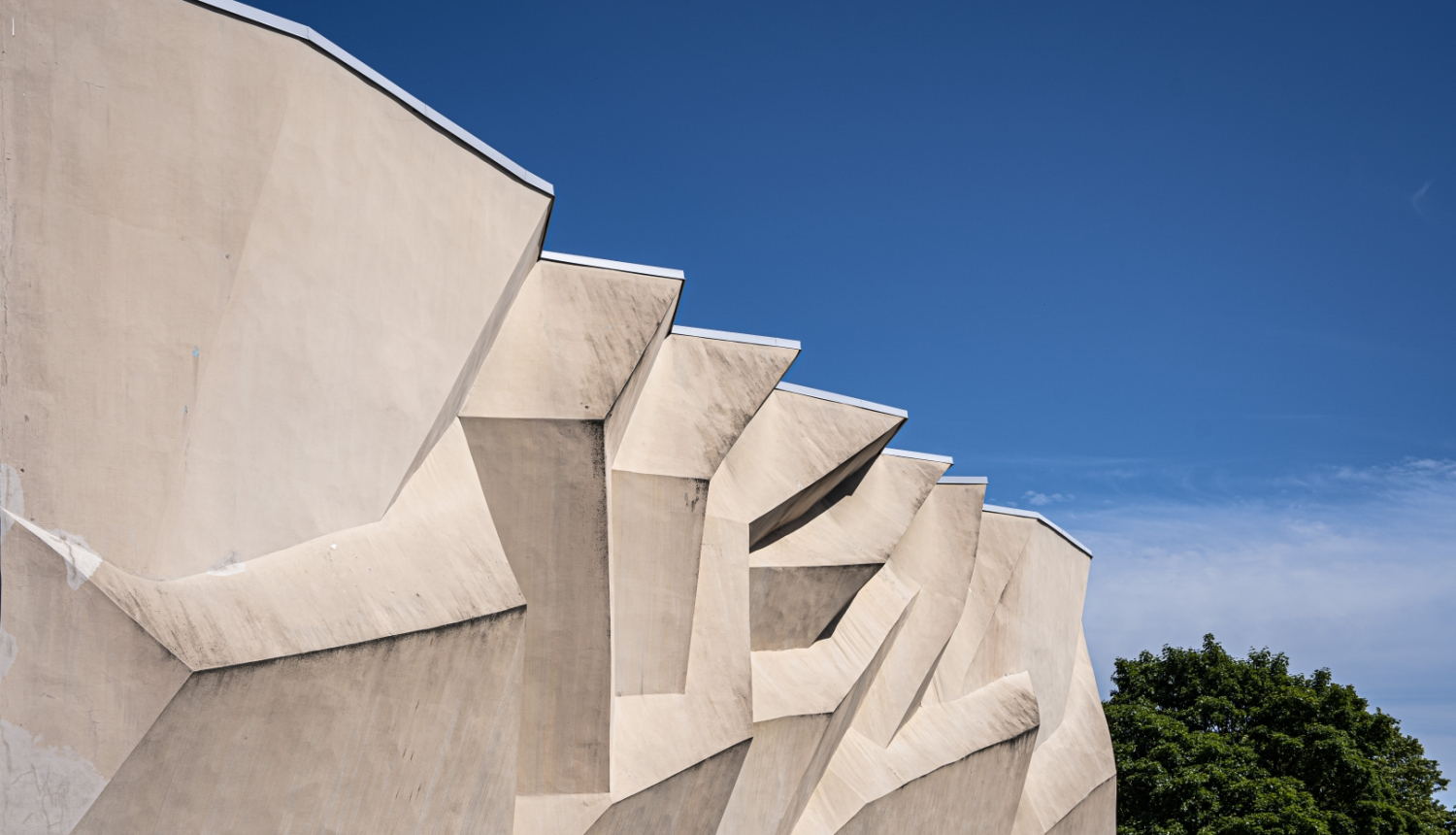 Dailes teātra fasāde