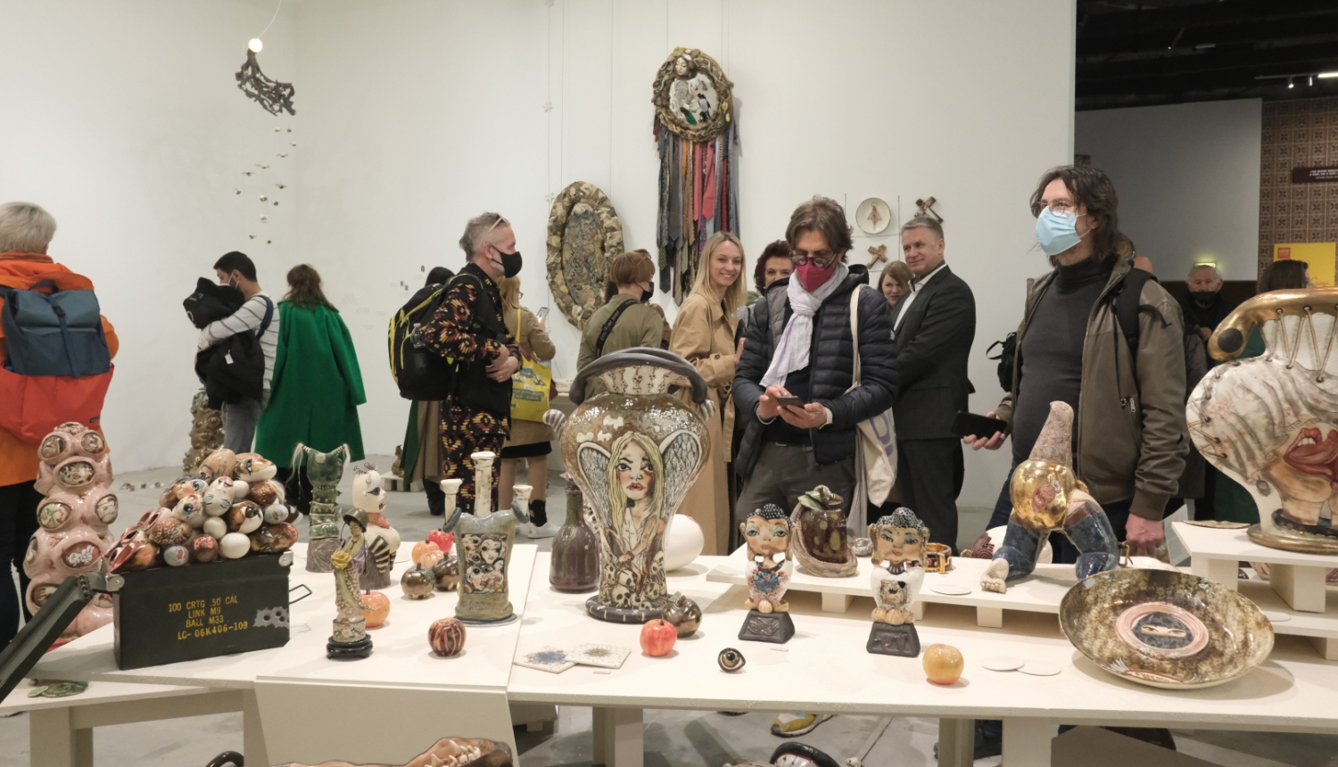 Venēcijas biennālē atklāts mākslinieču dueta Skuja Braden veidotais Latvijas paviljons, foto: Ēriks Božis