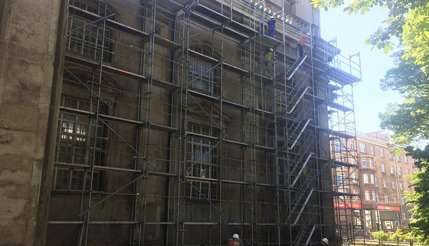 Uzsākta Liepājas Svētās Trīsvienības katedrāles fasādes atjaunošana nākamajām paaudzēm