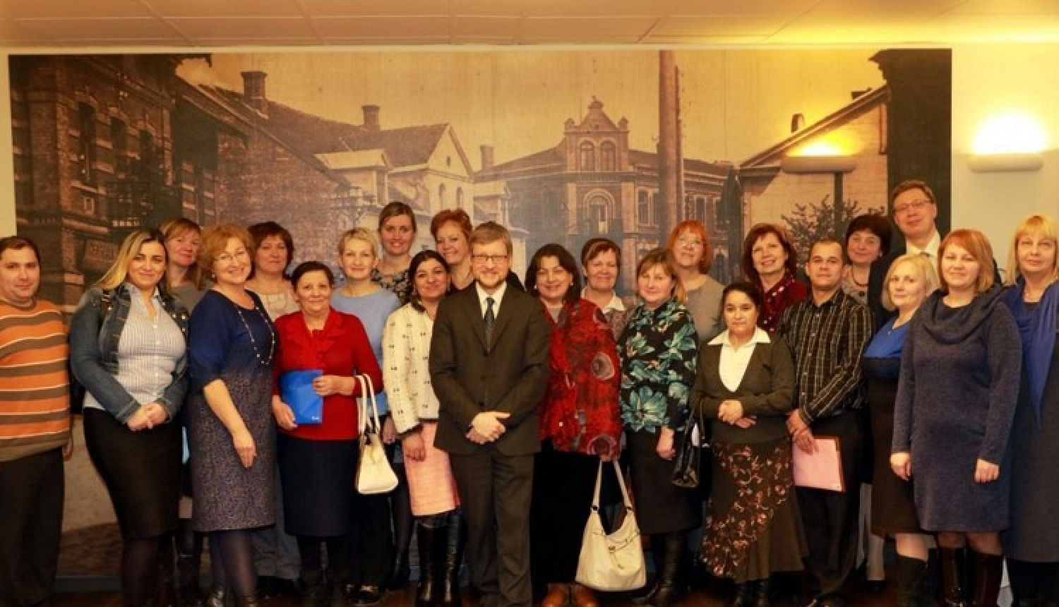 Praktiskajā darbnīcā pašvaldību speciālisti papildina zināšanas par romu ģimeņu sociālās situācijas uzlabošanu