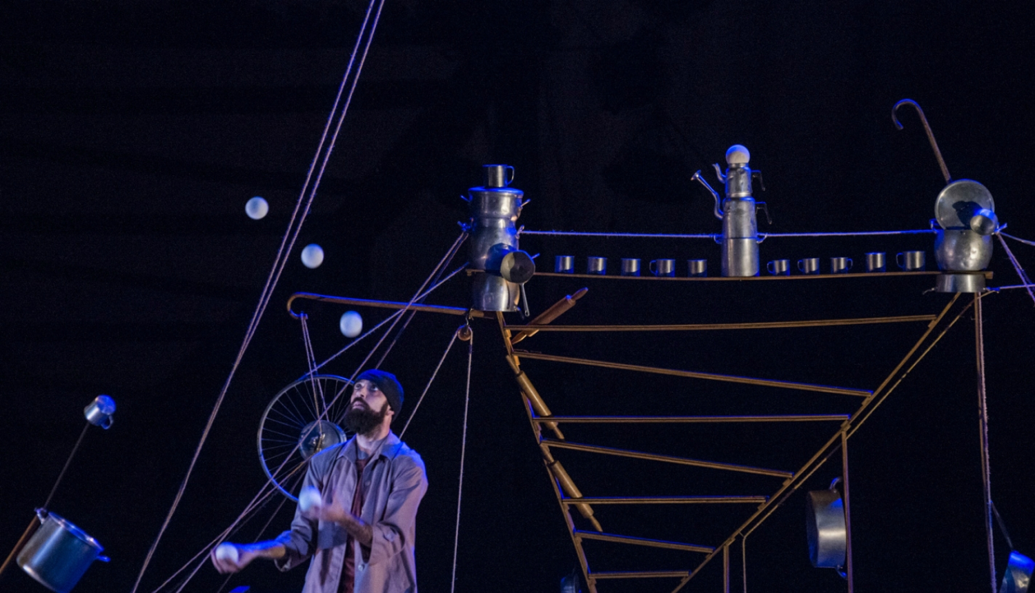 Aktieris uz skatuves