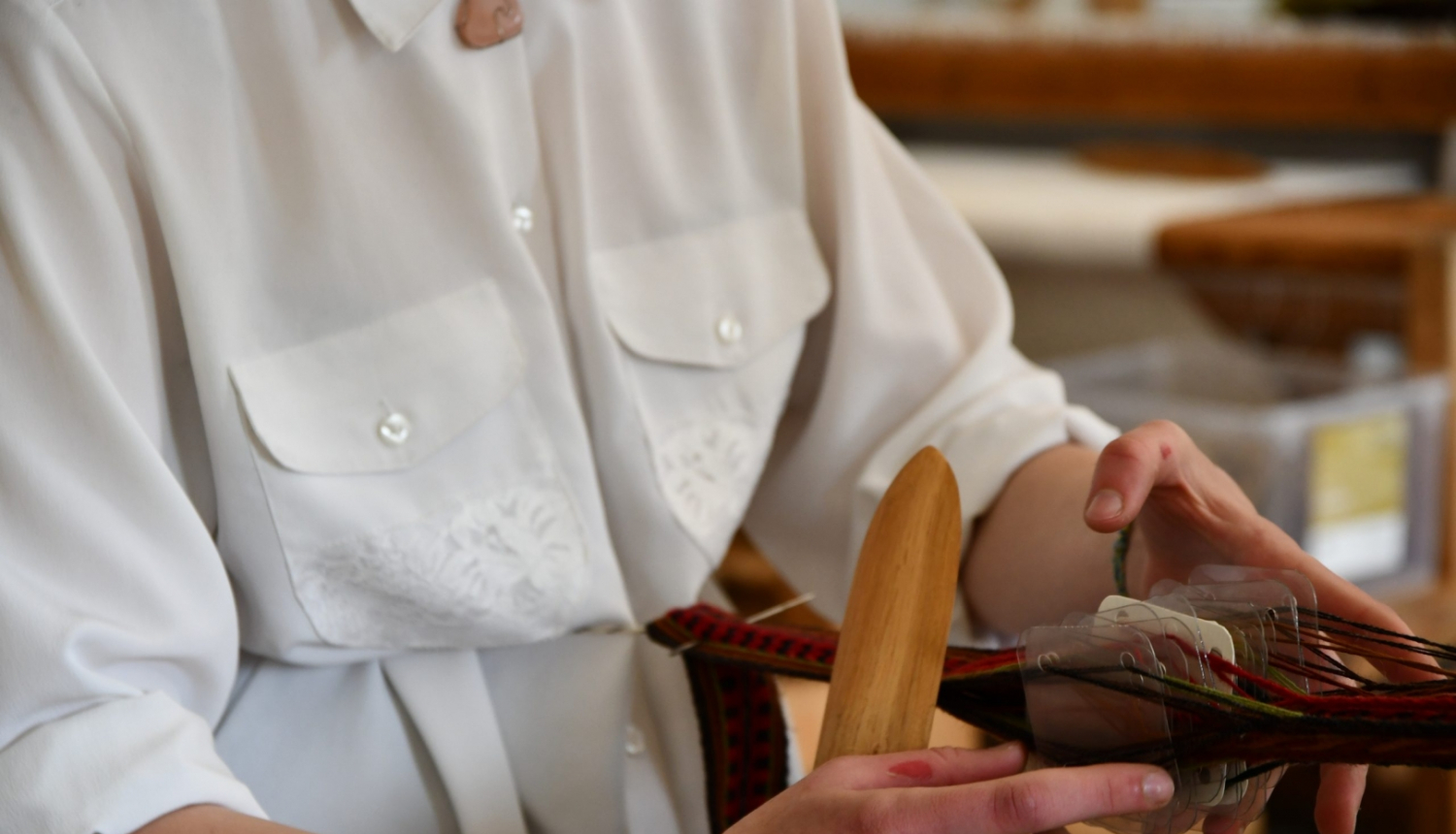 Audēja auž jostiņu