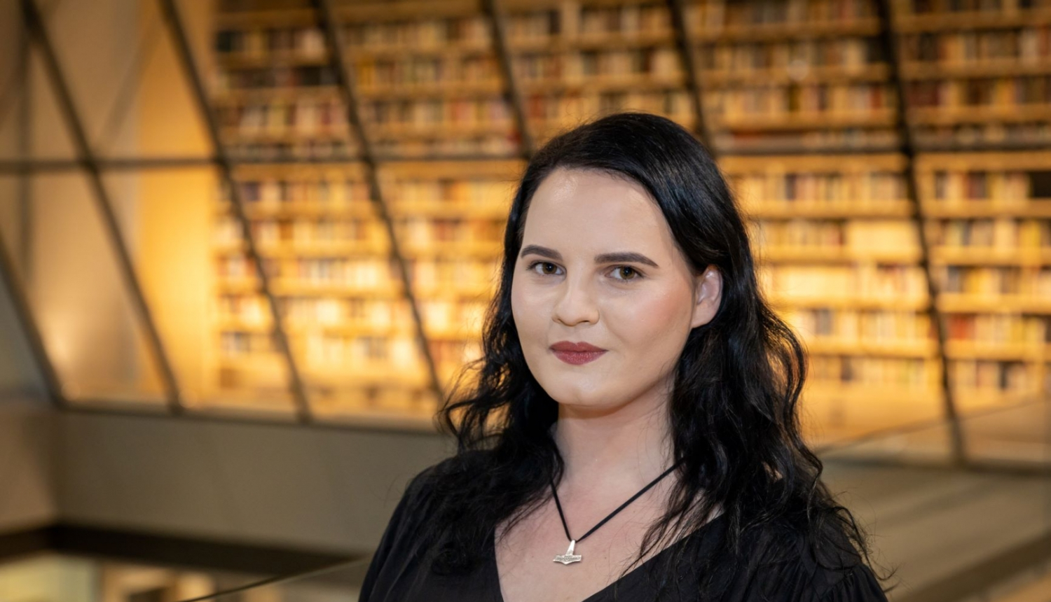 LNB pētniece Elza Ungure