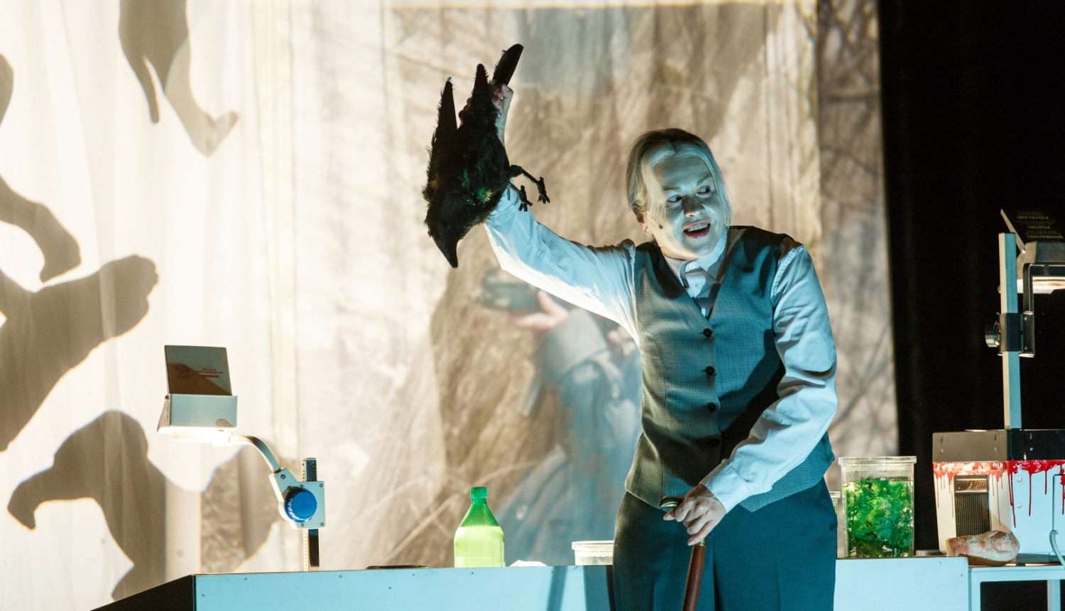 Iestudējums PUSCILVĒKI, foto: Matīss Markovskis