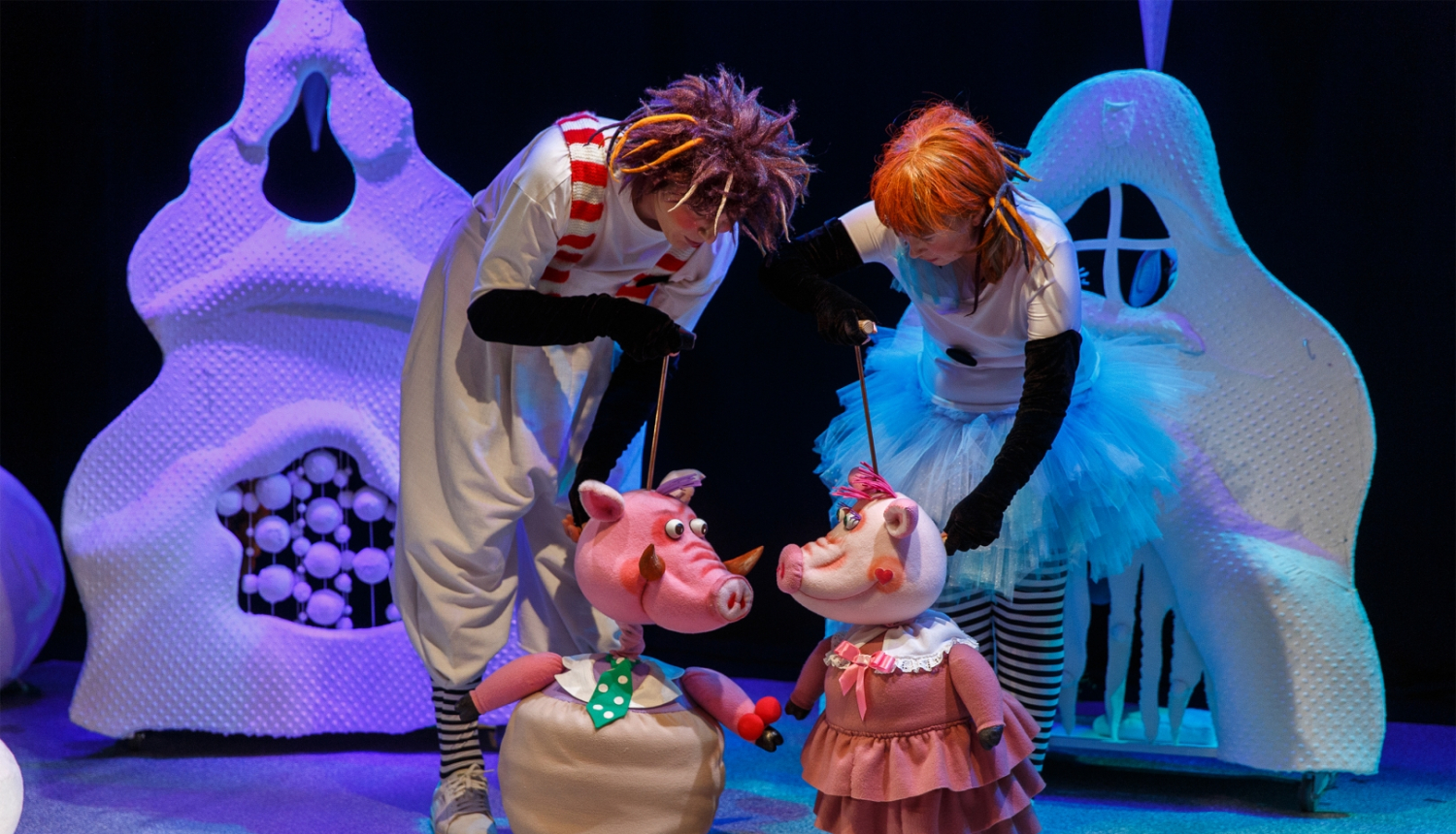 Leļļu teātra izrāde