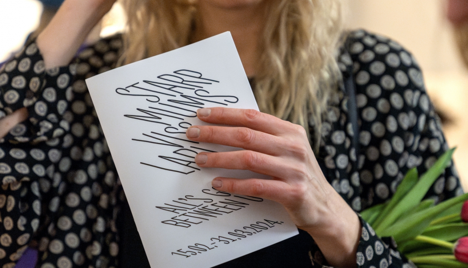 Latvijas Laikmetīgās mākslas centra (LCCA) izstāde “Starp mums viss labi”